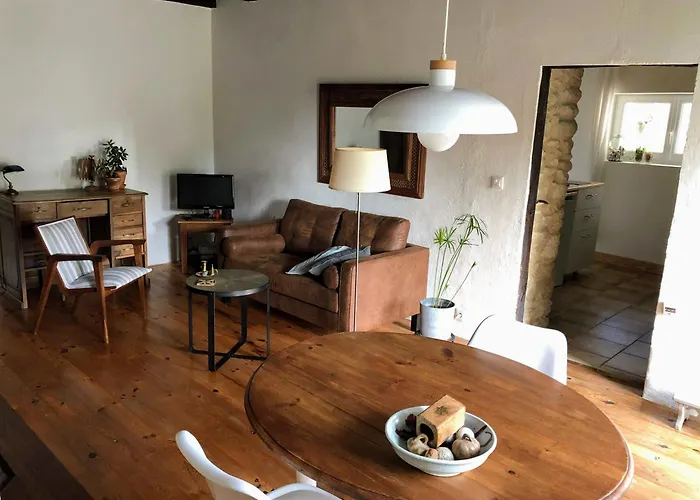 Blanquet De Bernede Lauraet